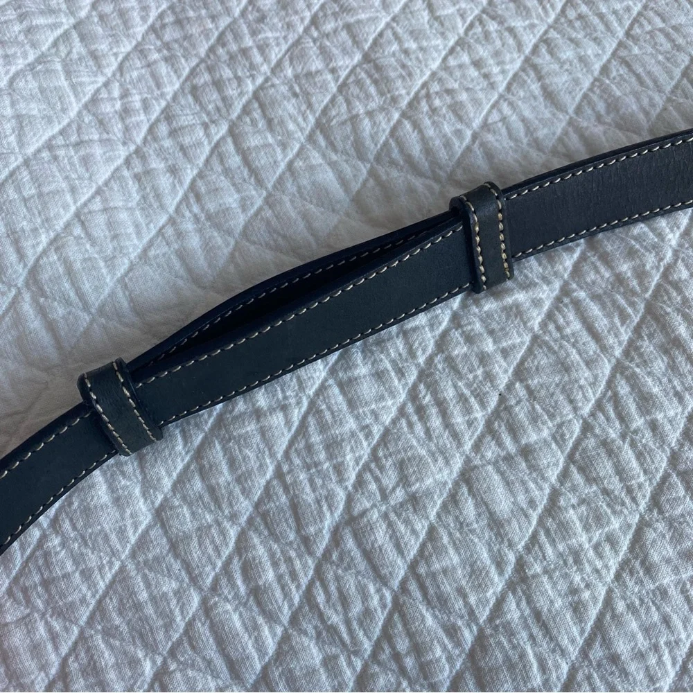 VTG Western Black Leather Belt w/Hammered Loop Toggle Buckle cowgirlcore M / L